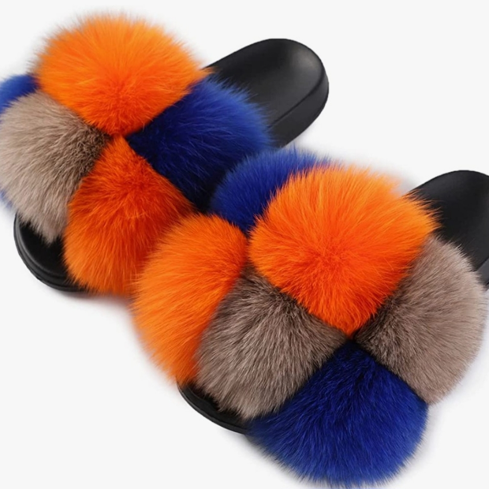 Woman's slippers